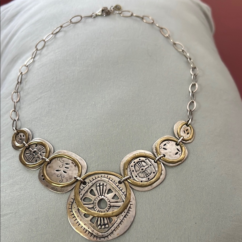 Silpada Elegant Two-Tone Circle Pendant Necklace